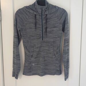 Athleta XXS quarter zip, black and grey
